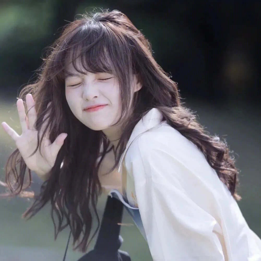 女生联谊会的美女粘球